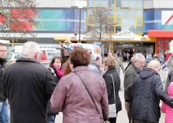 Handwerker Markt Bei Finke In Jena   31